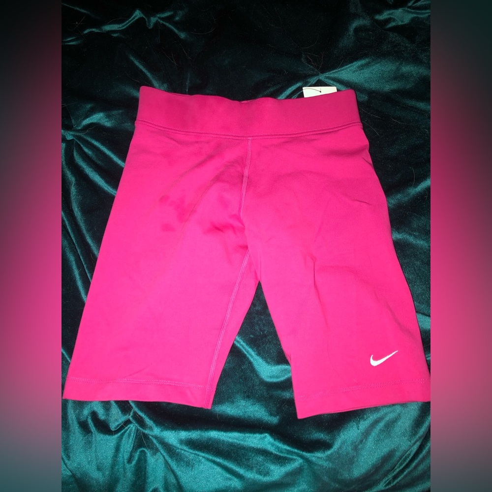 Size small women’s biker shorts